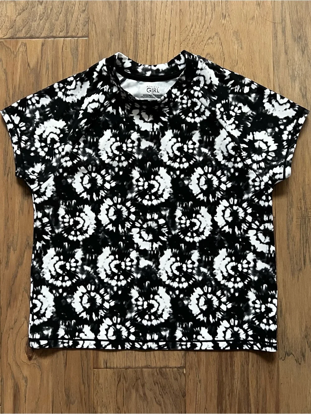 Athleta Black & White Tie-Dye Short Sleeve Rashgaurd Tee Sz XXL